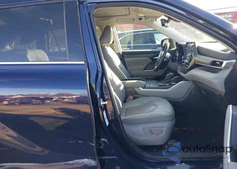 2021 Toyota Highlander Xle из США, поврежденный, VIN 5TDHZRBH9MS532690